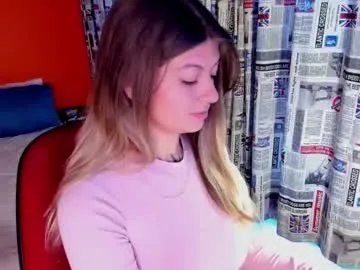 emmaa_hostt on Chaturbate 