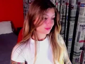emmaa_hostt on Chaturbate 