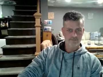 gudguy2107 from Chaturbate