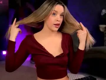 katiecutiexo on Chaturbate