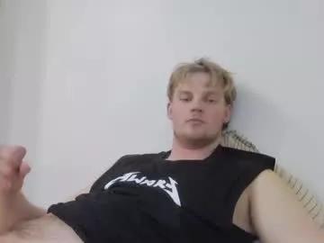 kuukkeli7 from Chaturbate