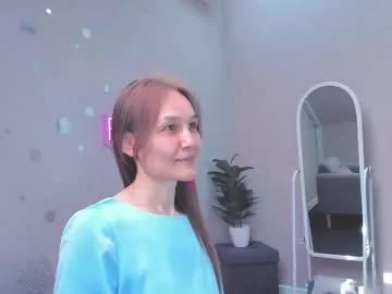 lillian_white1 from Chaturbate