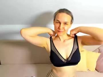 lillian_white1 from Chaturbate