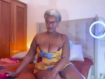 mamigilf66 from Chaturbate
