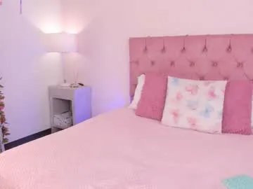 misshiller_gh on Chaturbate 