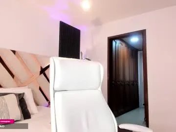 missthailand_ on Chaturbate