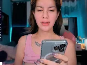 missvalentine18 from Chaturbate