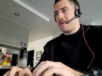 peterskinny24 from Chaturbate