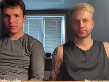 rodrigoveira from Chaturbate