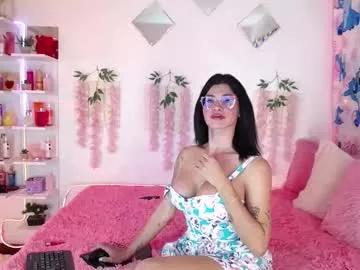 sarah_trinny from Chaturbate
