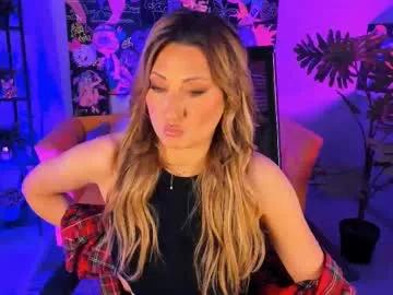 sarahholly on Chaturbate 