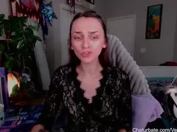 veeweatherbee from Chaturbate