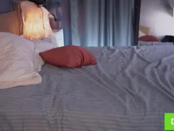 venelopa on Chaturbate 