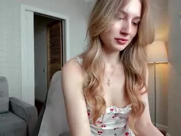 wellicaren from Chaturbate