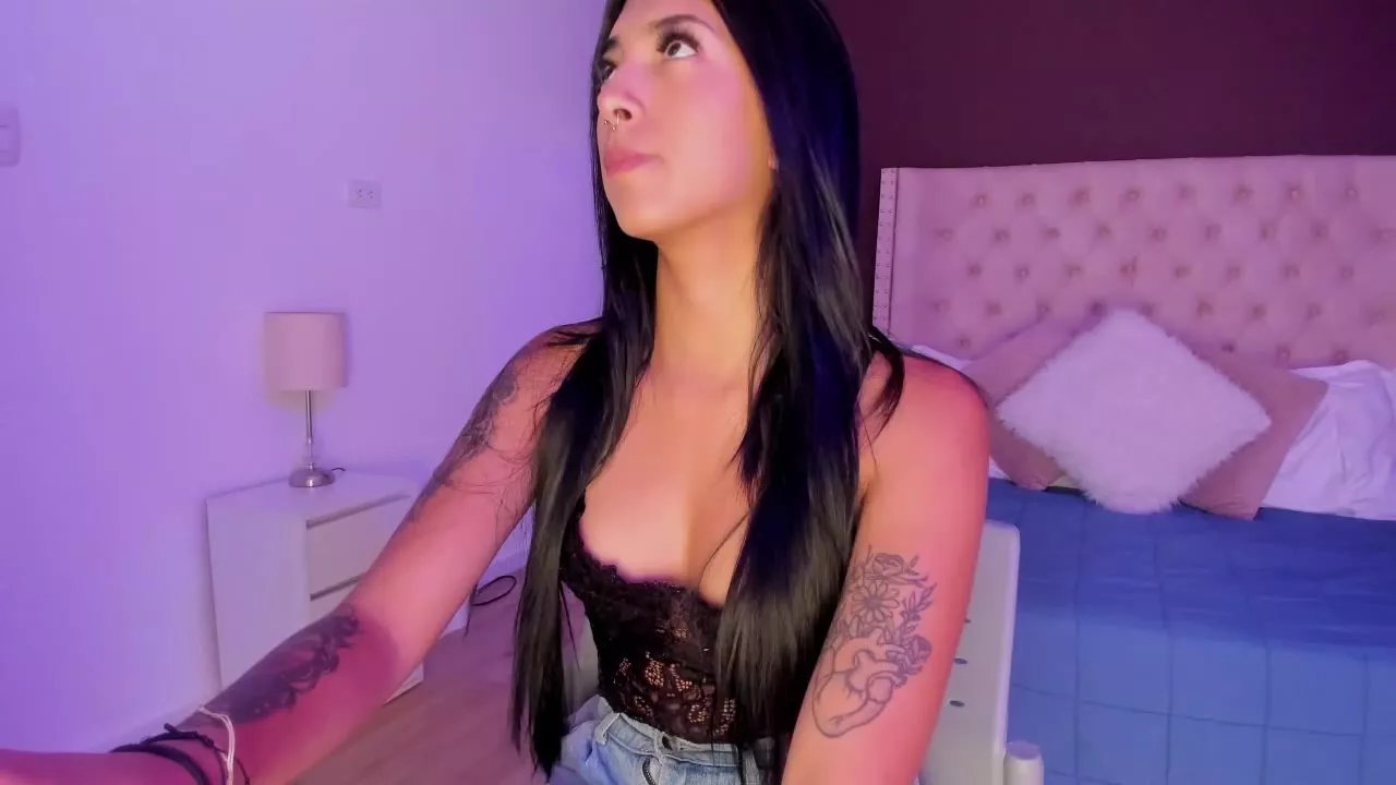 AriRobertt on Streamray 