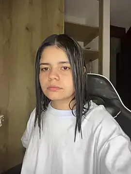 2Angela_ on StripChat