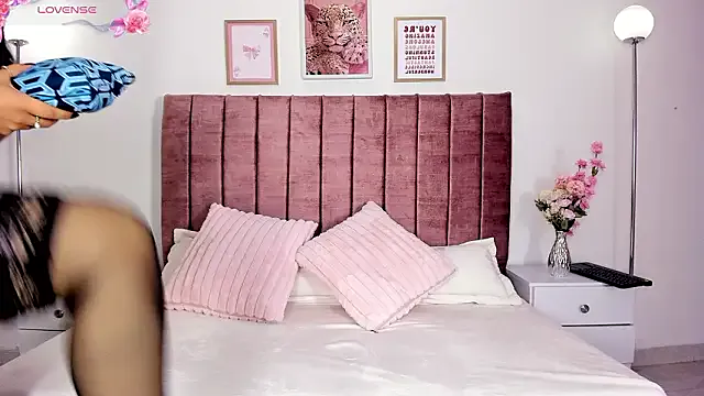 _Amanda_x — OIL ASS