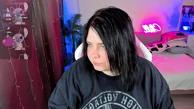 Akemi_BBW on StripChat