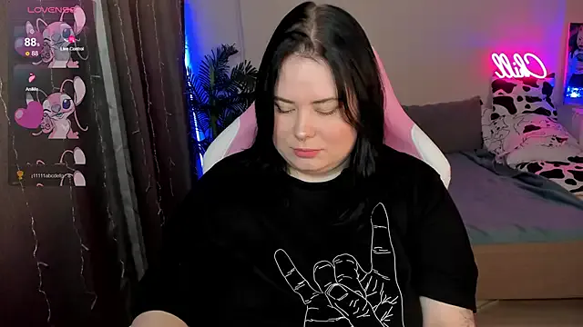 Akemi_BBW on StripChat