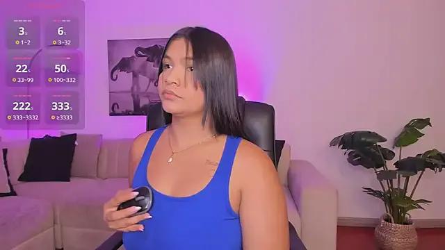 alaia7h on StripChat 