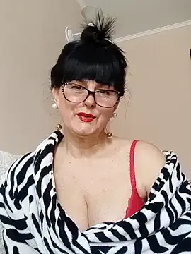 AliceSwan57 on StripChat