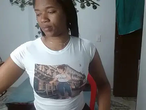 Andreaebony on StripChat