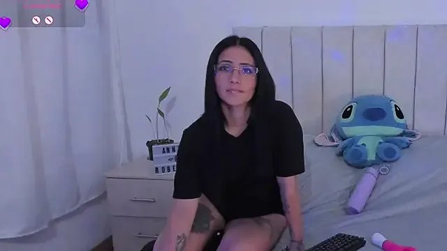 anny_roberts on StripChat 