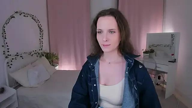 Ariadna_Shy on StripChat 