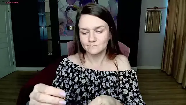 AriaGray on StripChat