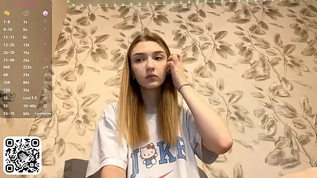 AveryBerkson on StripChat