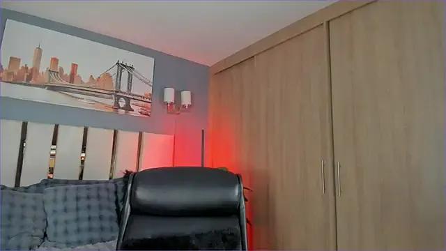 Bambi_gurl on StripChat