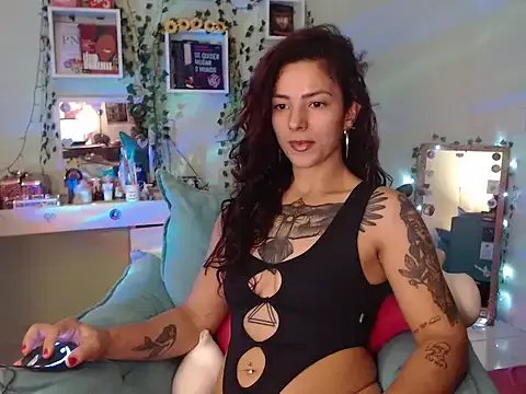 BeellyDance on StripChat 