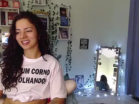 BeellyDance on StripChat 