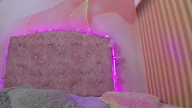 Bella__sweet on StripChat 