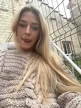 Bellalolahot from StripChat