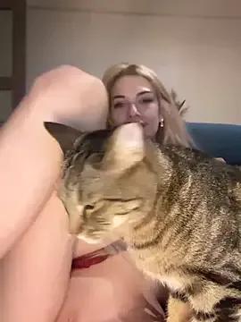 Bellalolahot from StripChat