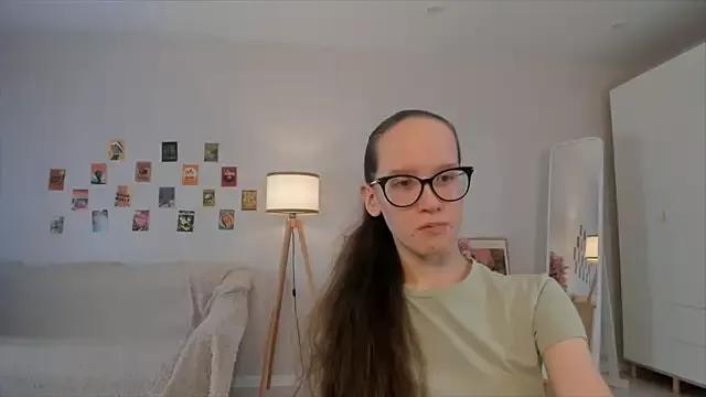 BettyBrowni on StripChat 