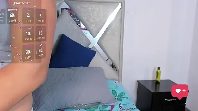 candy_fox2 on StripChat