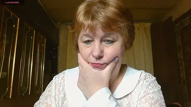 Casey_peach on StripChat