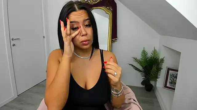 Cassyanna on StripChat 