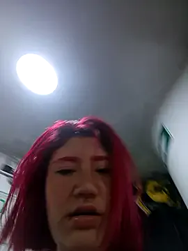 Cerecitaa02_ on StripChat