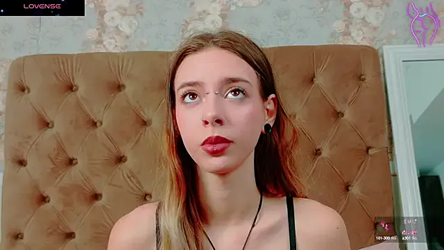 CoraVex on StripChat