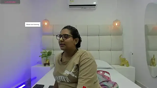 DanielleEvans_ on StripChat