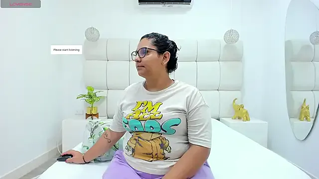 DanielleEvans_ on StripChat