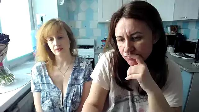 DonnaMagdalena from StripChat