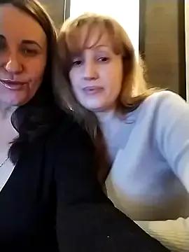 DonnaMagdalena from StripChat