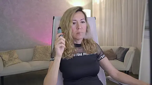 DonnaSmitth on StripChat 