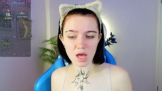 Elastikisss on StripChat