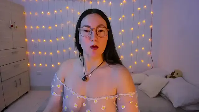 Elle_Lee_ on StripChat