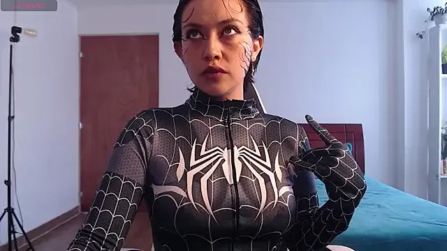 Ellyuwuw on StripChat 